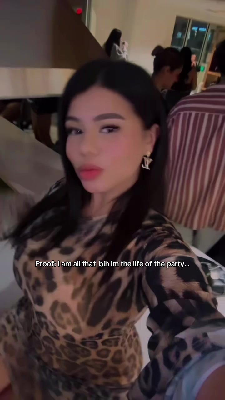 @Selena