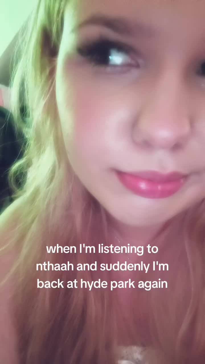 @𝐬𝐚𝐫𝐚𝐡 ★