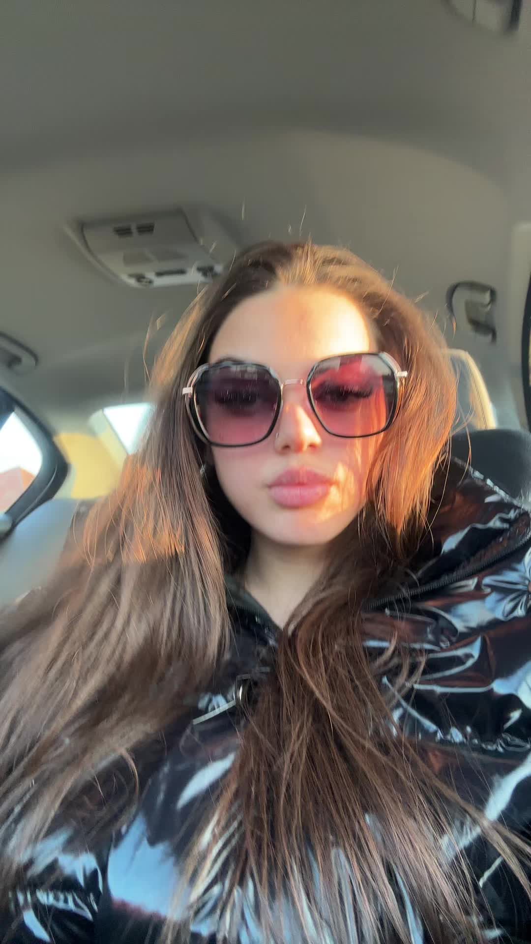 @Karolina Karolina