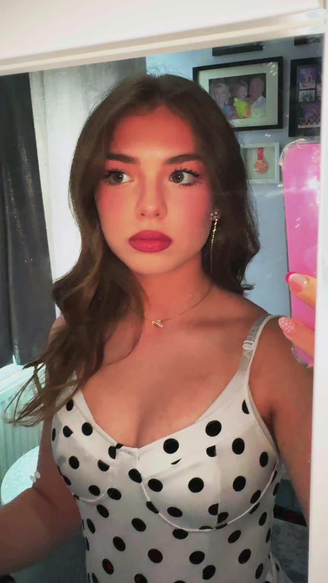 @emmaocampbell