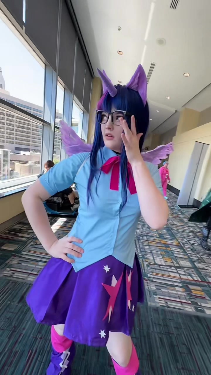 @Blaze_Cosplayz