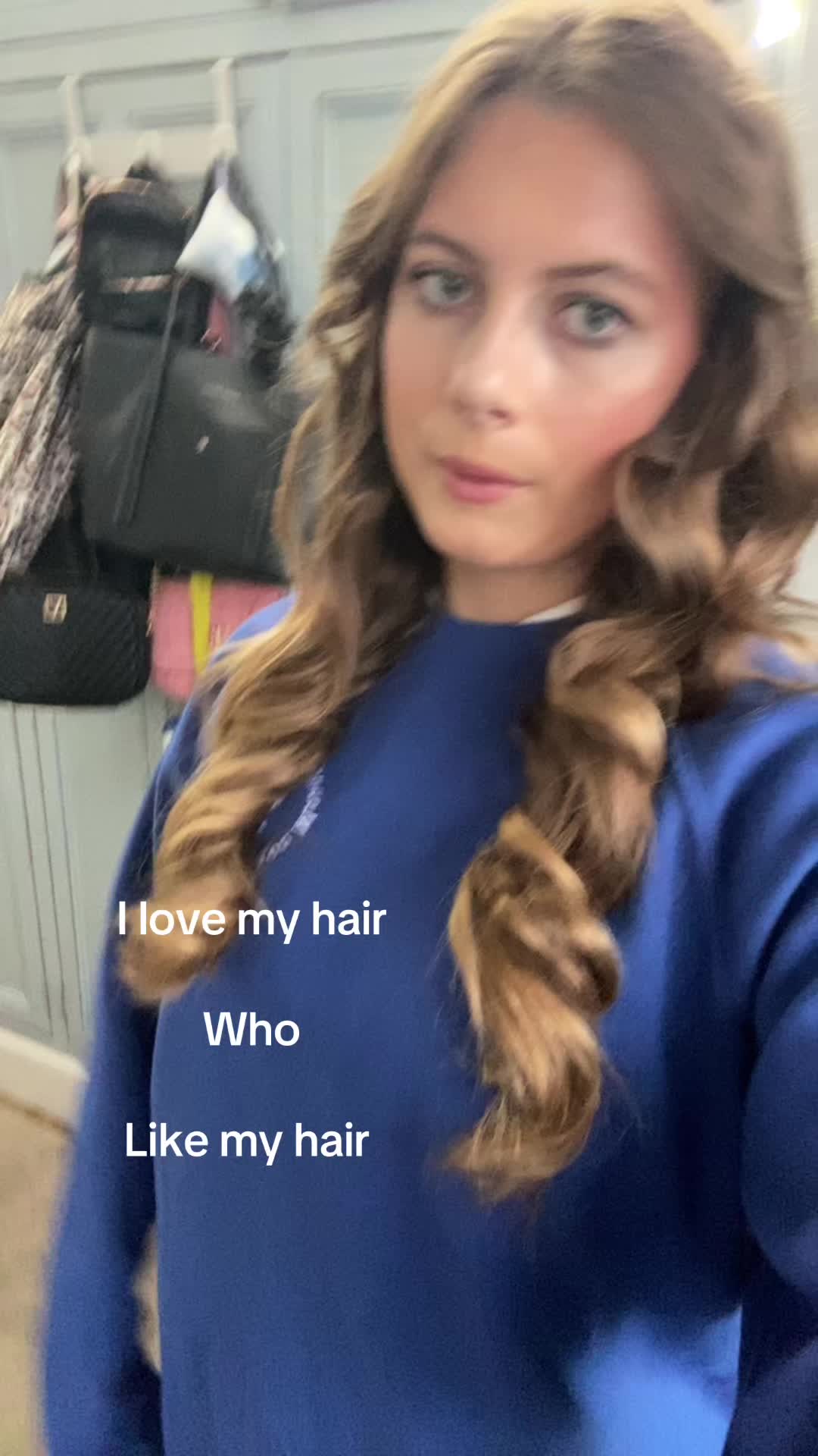 @Zoezarembaevans(mainaccount)