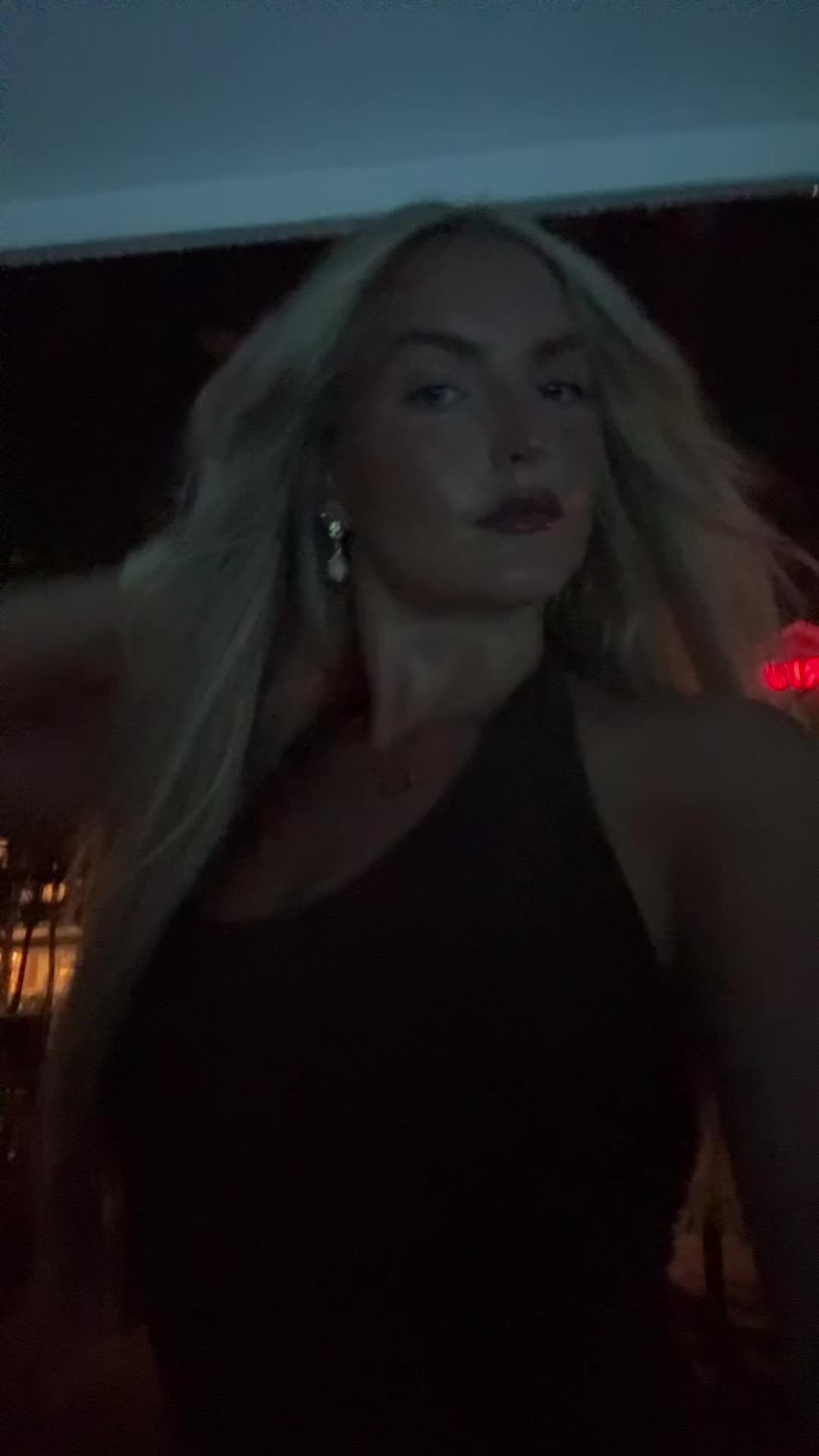 @chloe<3