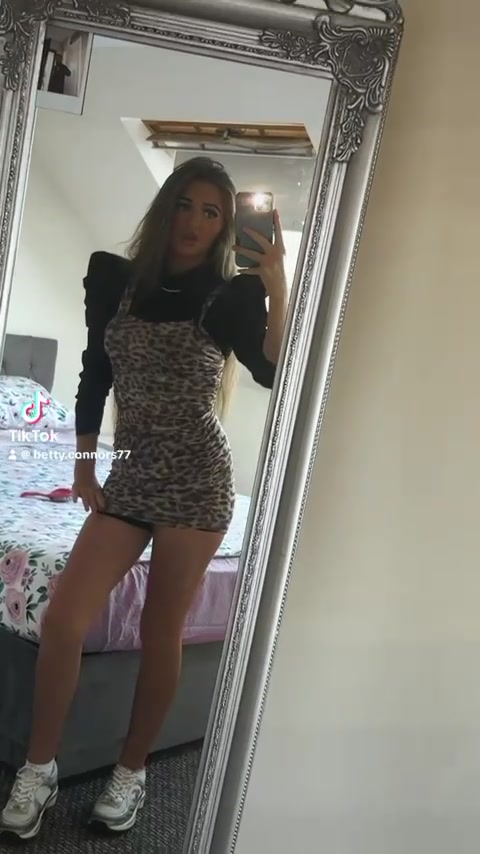 @~J~