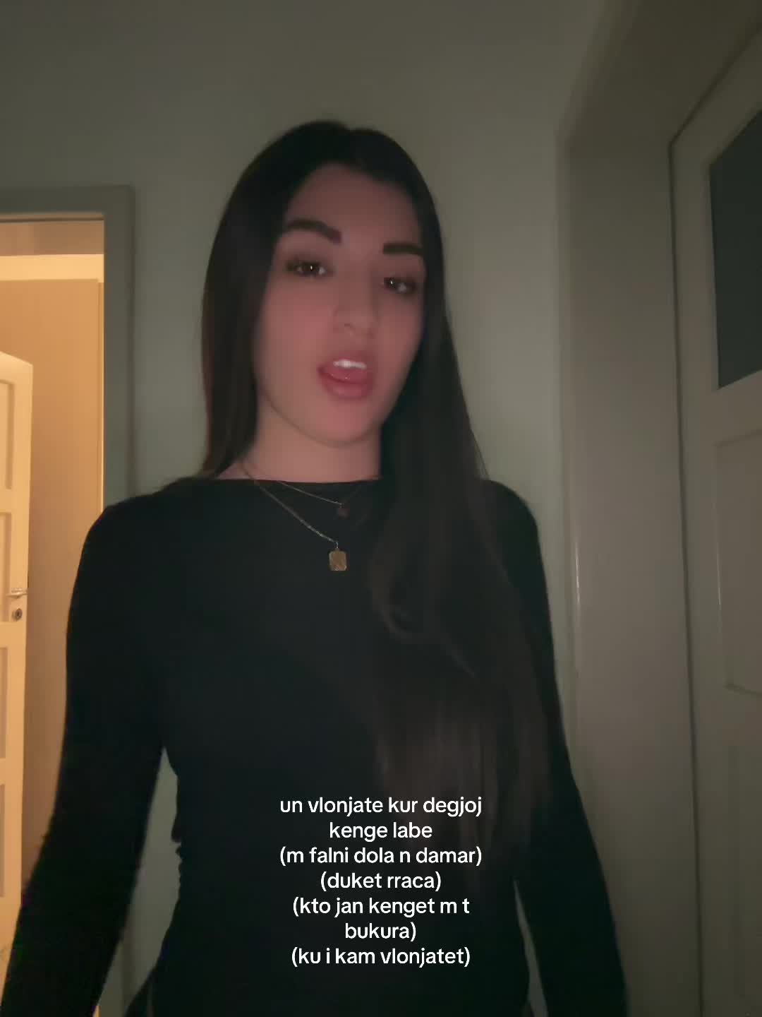 @vlonjatja