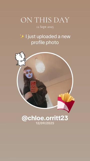 @chloe.Louise madden 2002