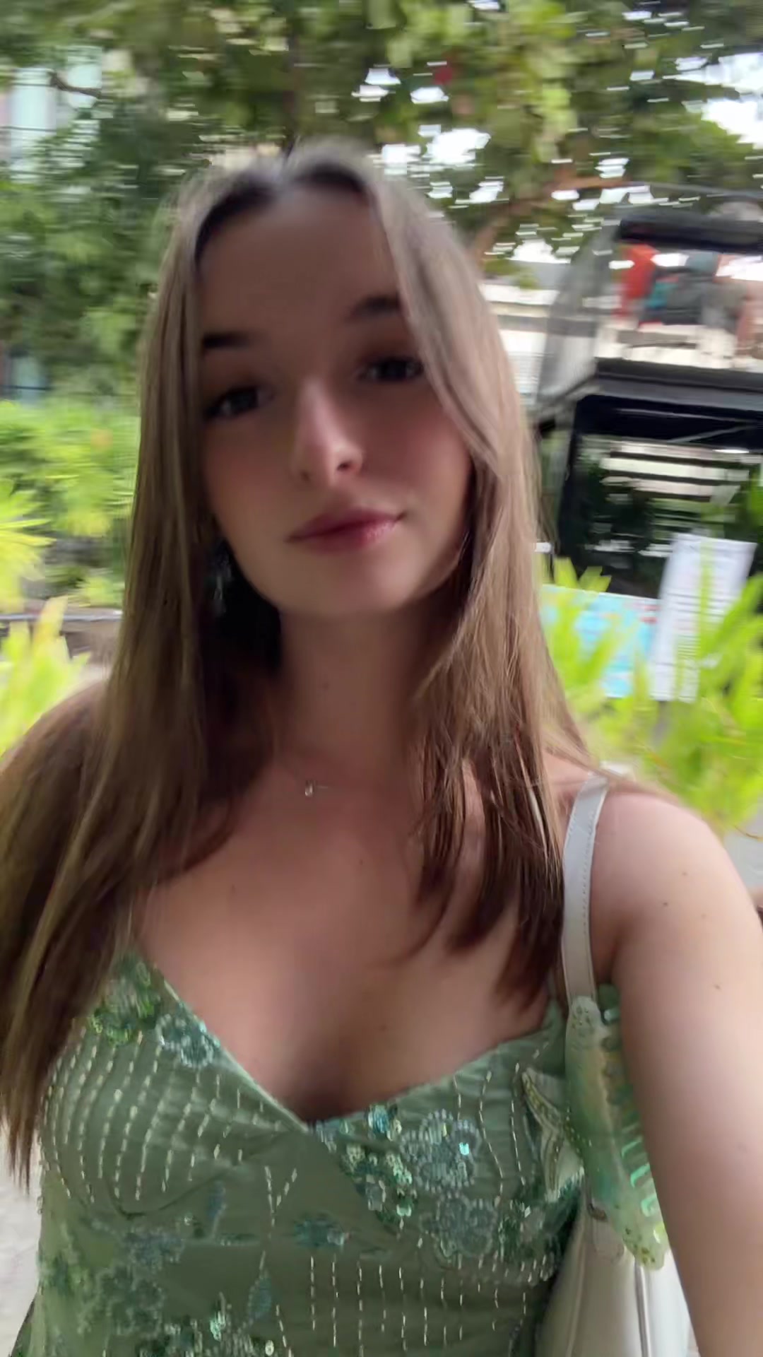 @C&eacute;lia.gx