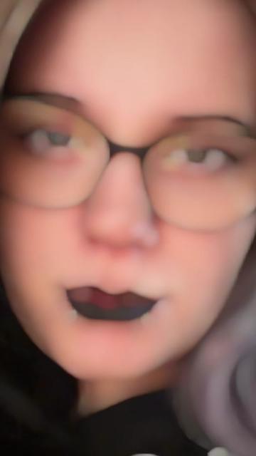 @owogirlie