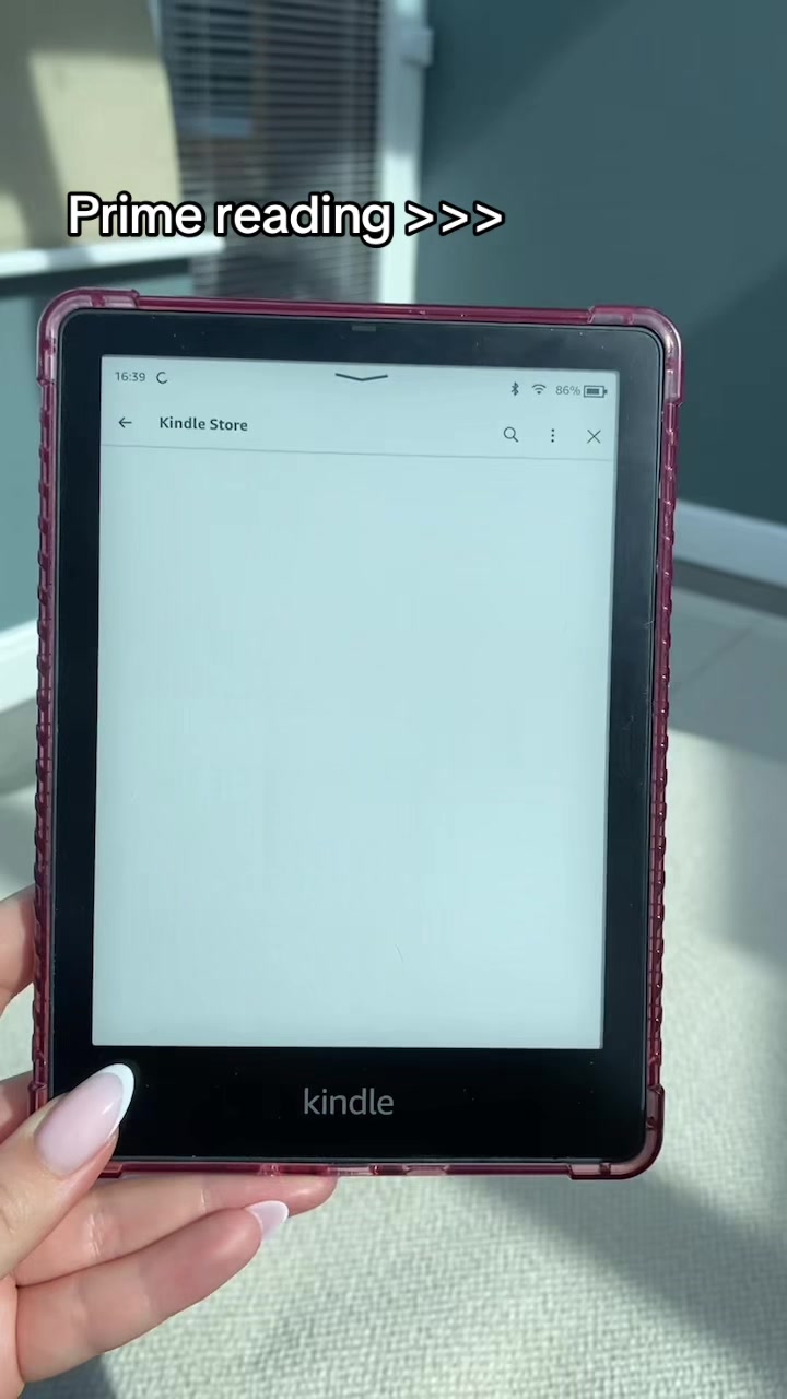 @The Girl With The Pink Kindle
