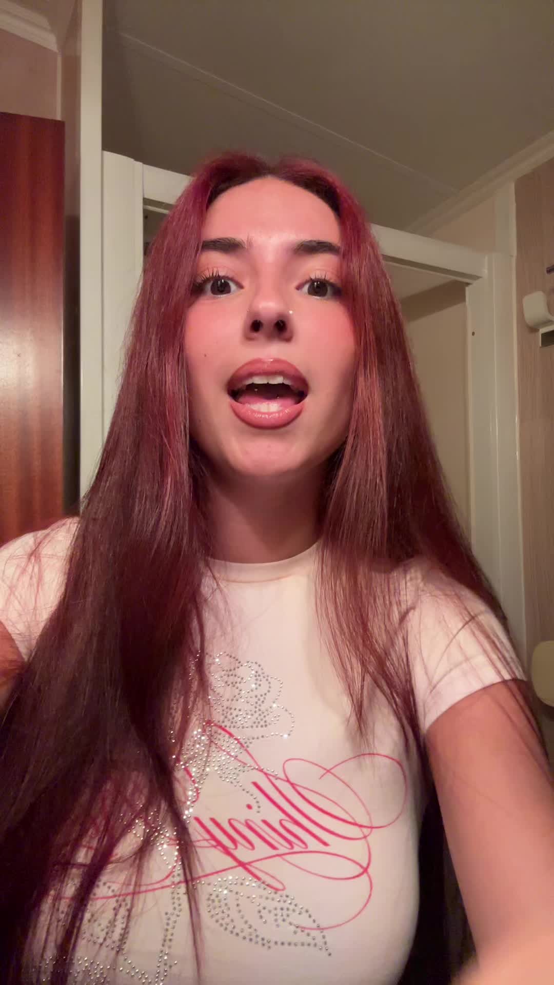 @Claudia Calvar