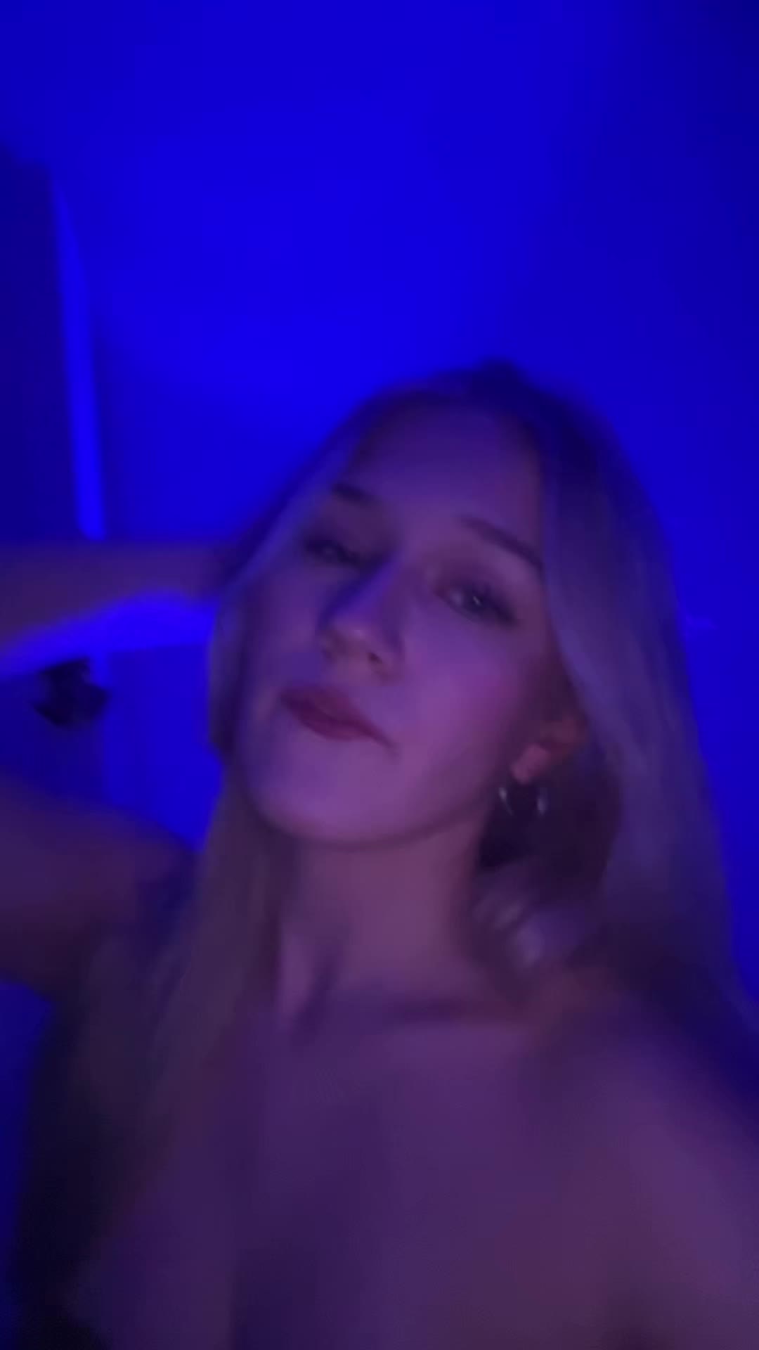 @_anastxx