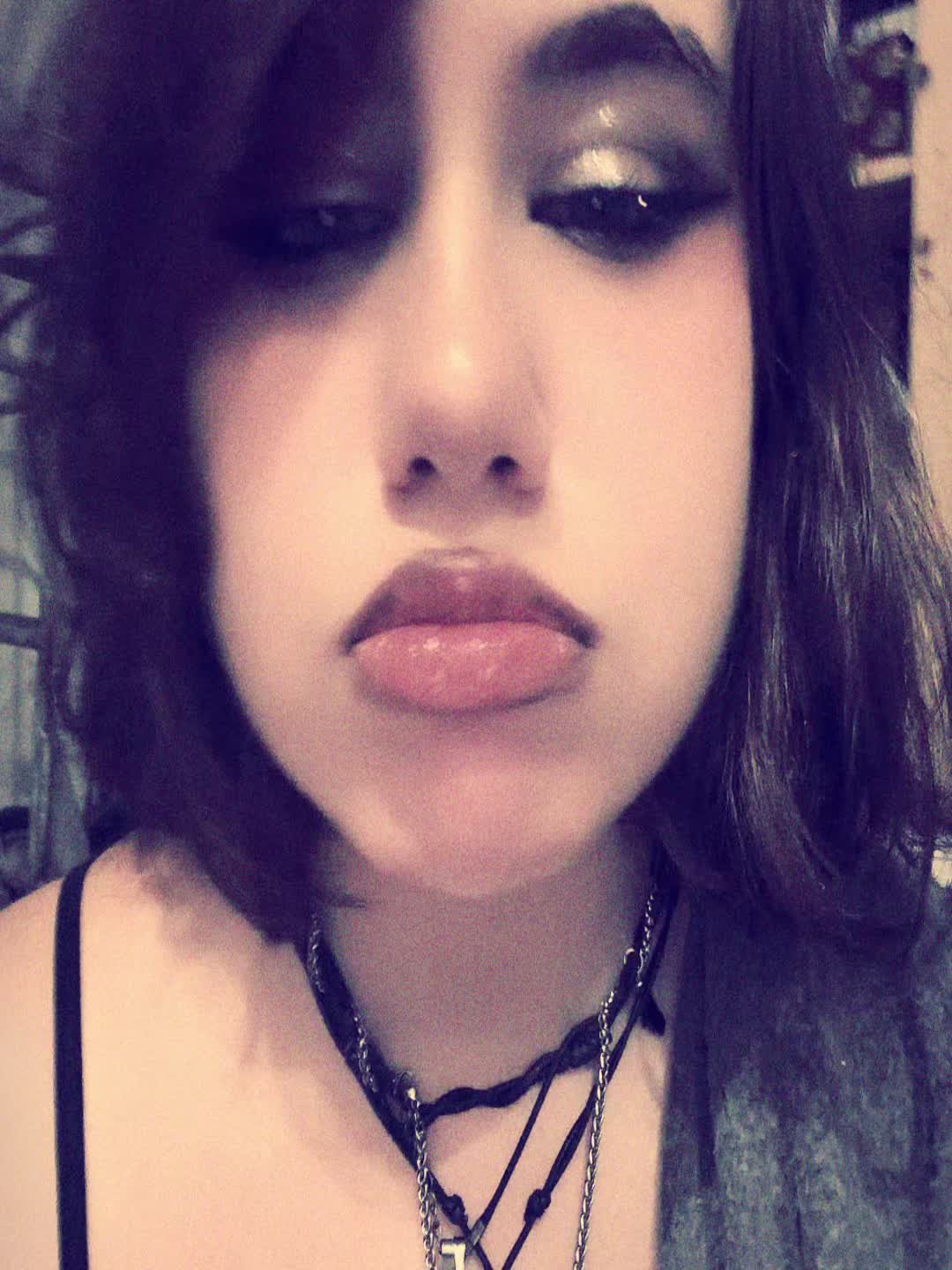 @cannibalsnail(benee’s version)