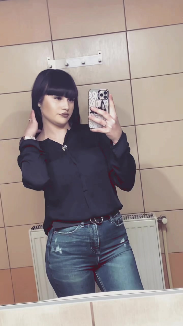 @AXI🖤
