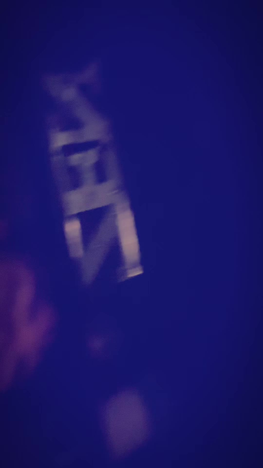 @~