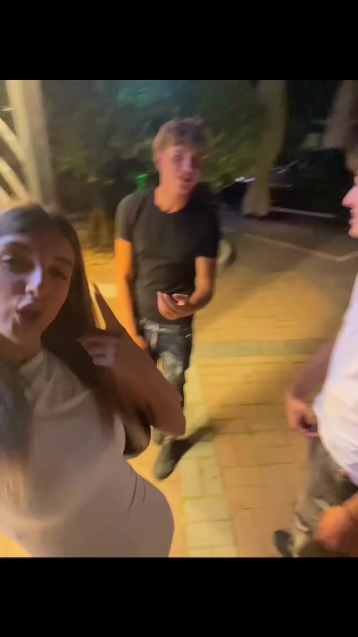 @𝖑𝖆𝖗𝖎