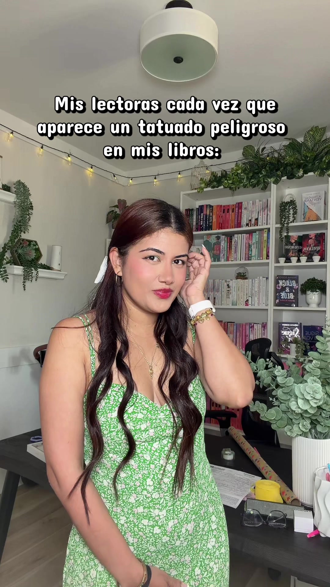 @Ariana Godoy 📚 Author