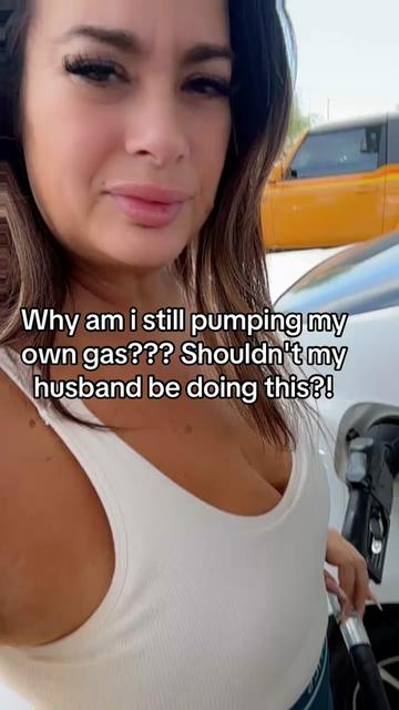 @bombshellbabeaz