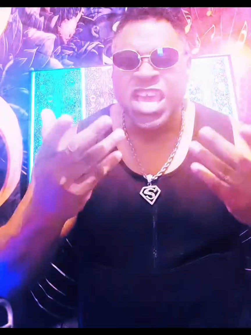 @DJBlack Superman