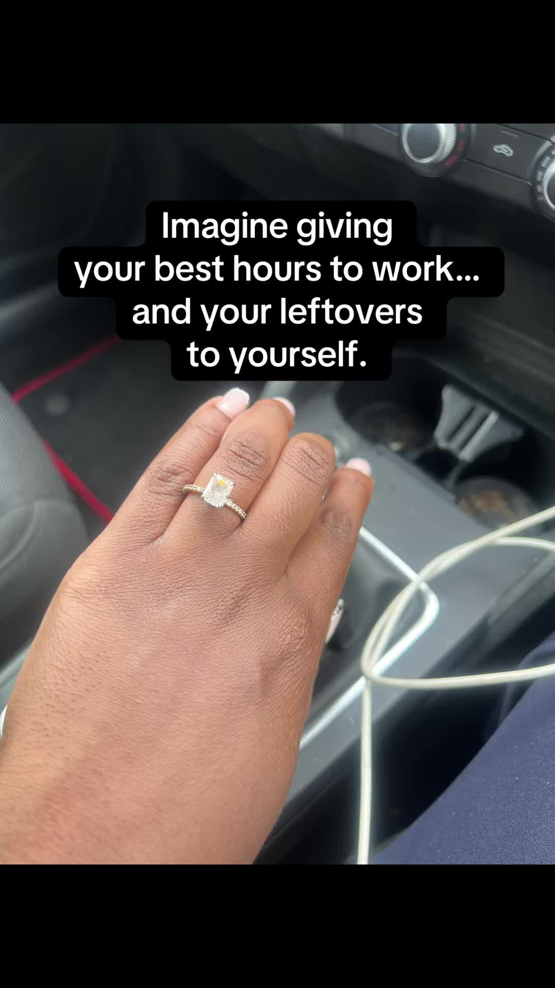@Corporate Girl Side Income