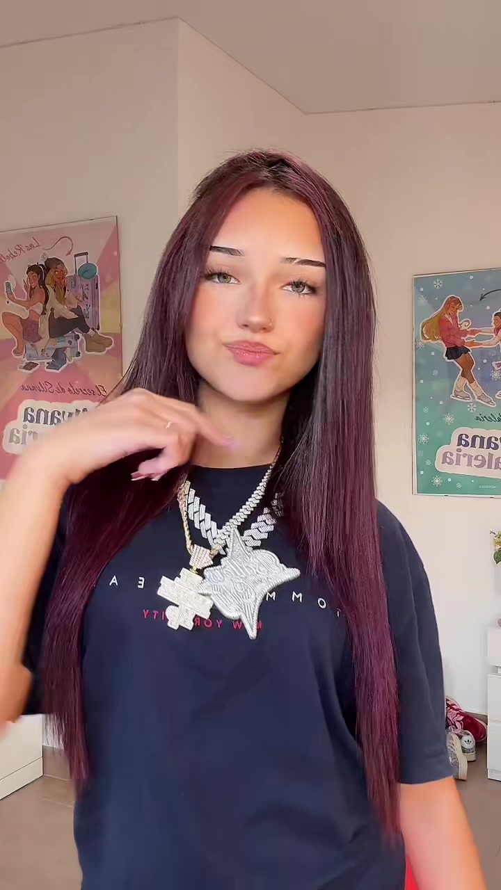 @valeriarebollo
