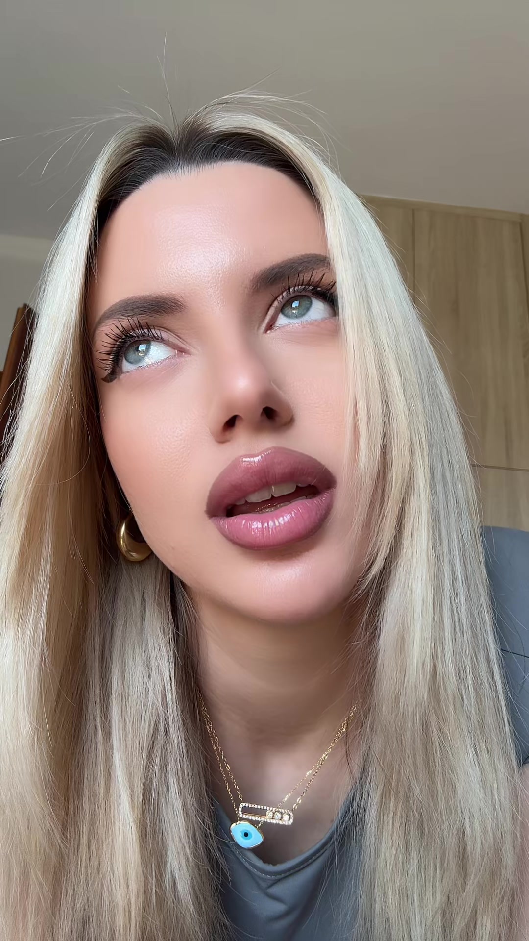 @𝑭𝒆𝒏𝒊𝒂_𝒅𝒊𝒎🍒