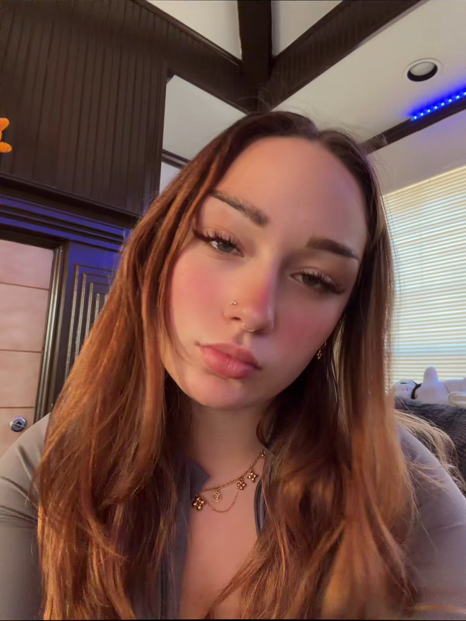 @Desi