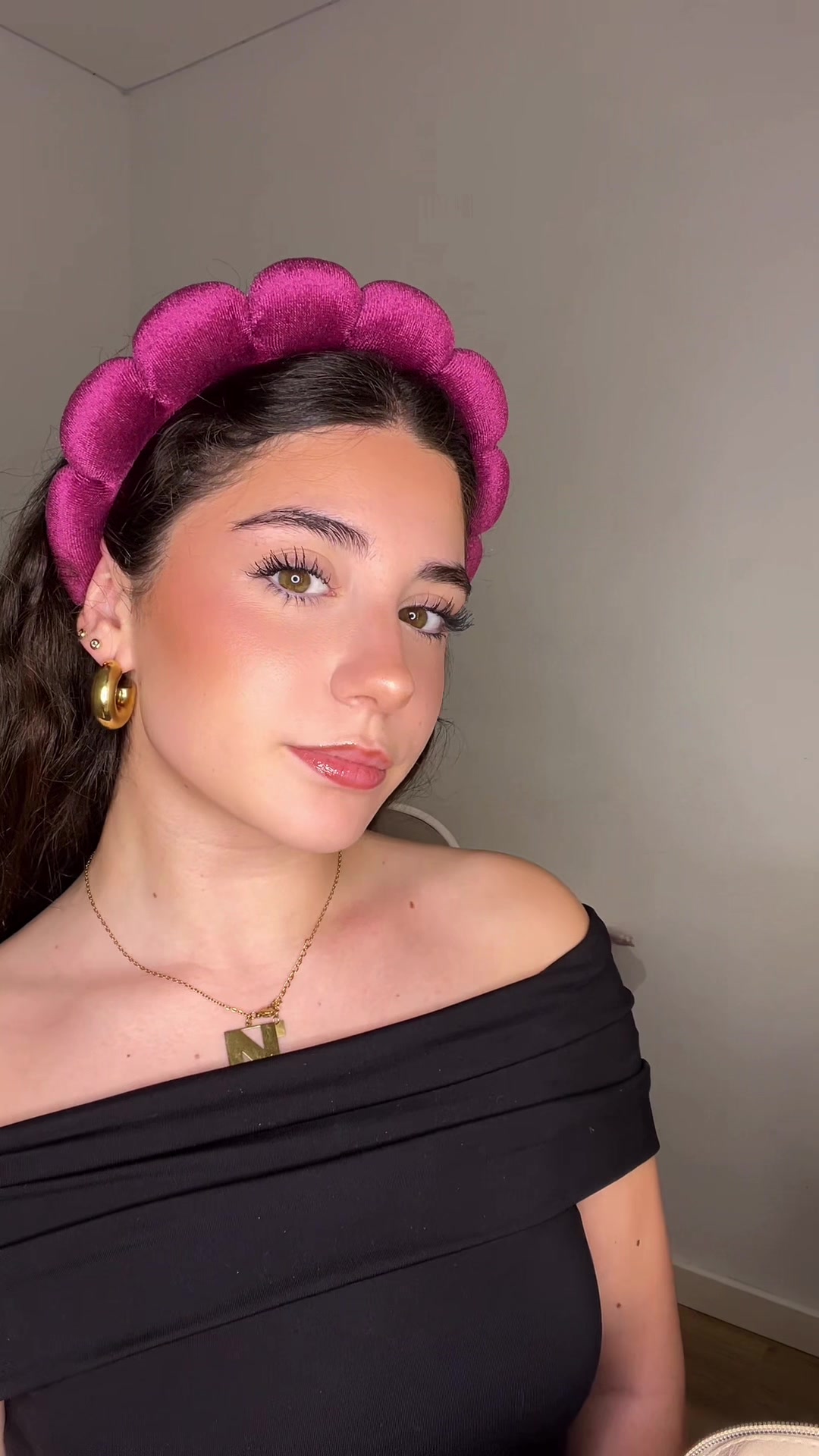 @NAIARA SALVADOR 🌸