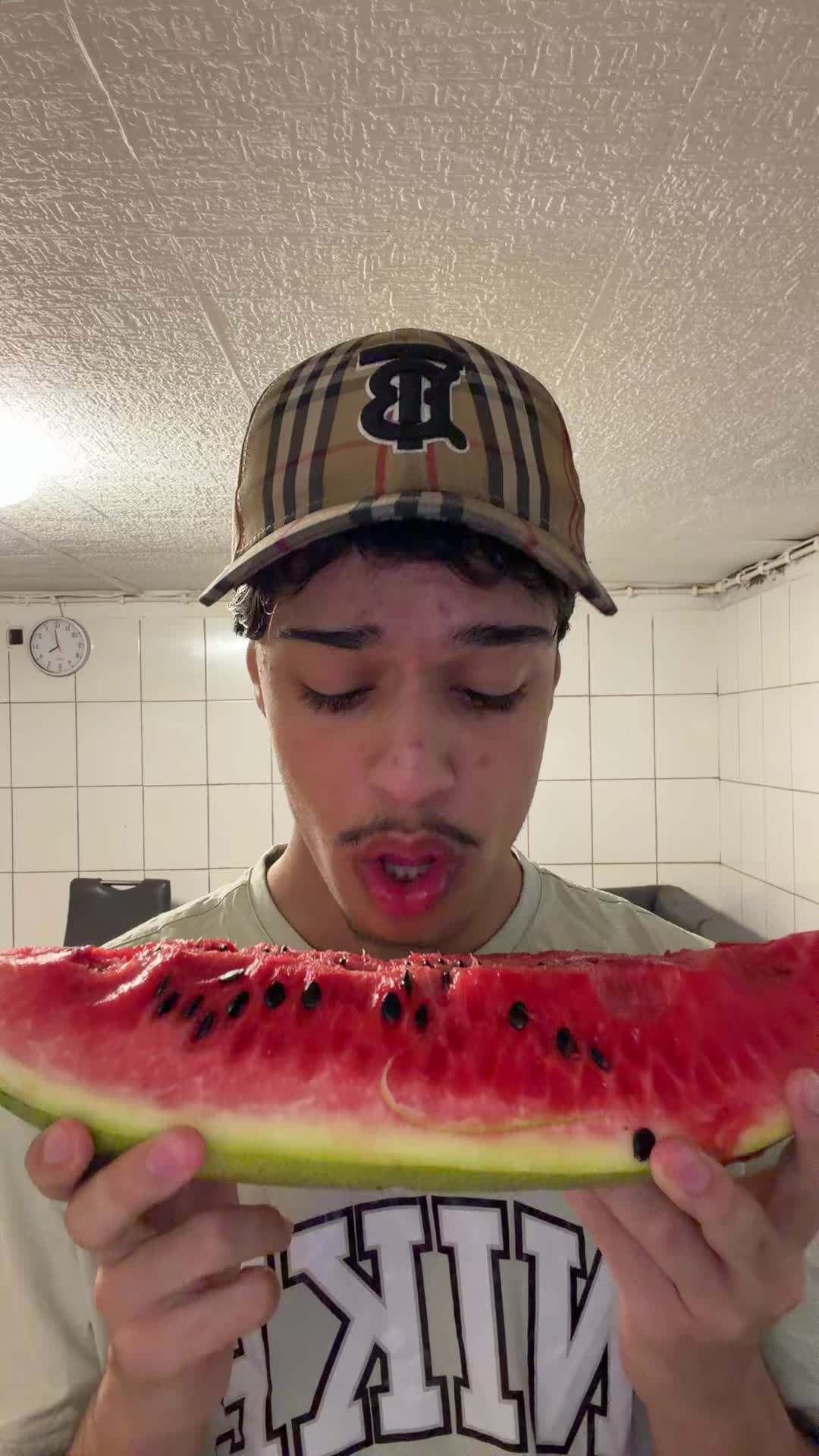@Hewadbroo