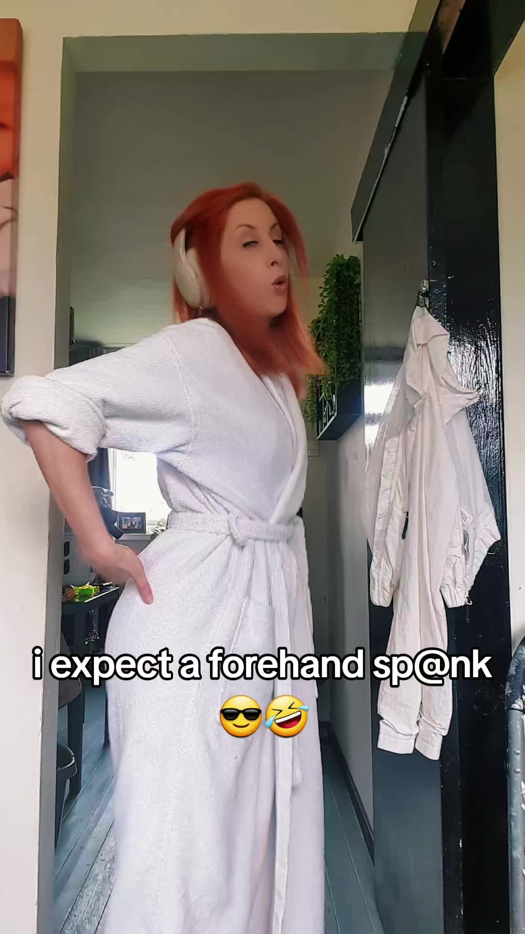 @✨️🧡Cardy Munt💎✨️