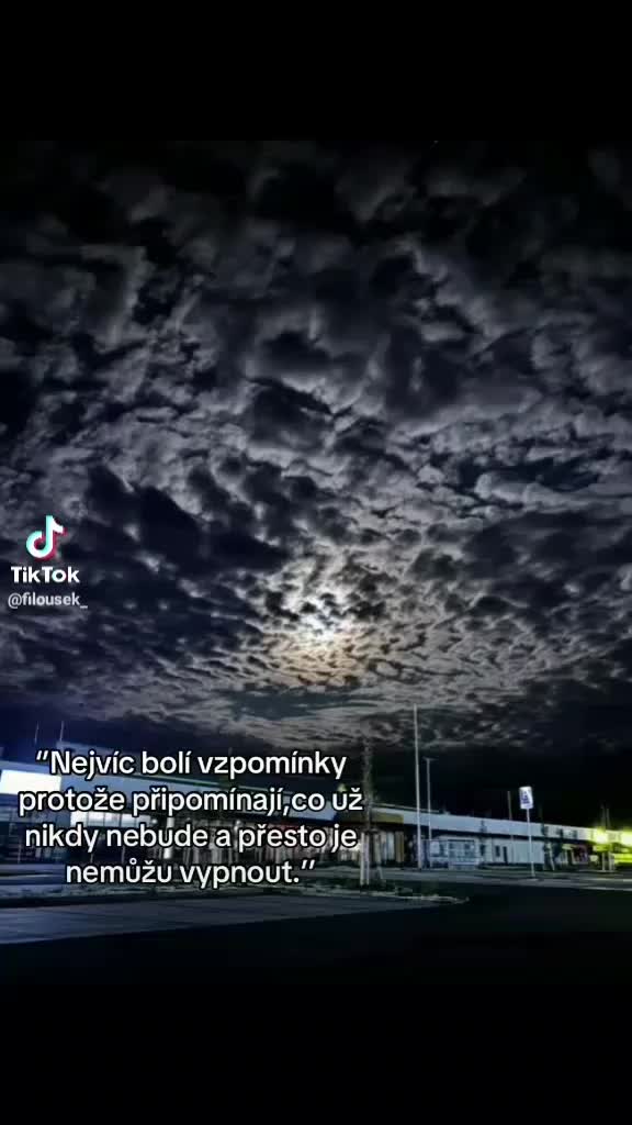 @💚💙Wanyy Wanča🖤❤
