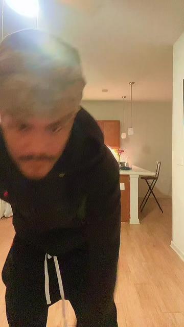 @WhoDis