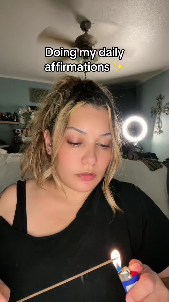 @C͜͡H͜͡I͜͡Q͜͡U͜͡I͜͡T͜͡I͜͡T͜͡A͜͡