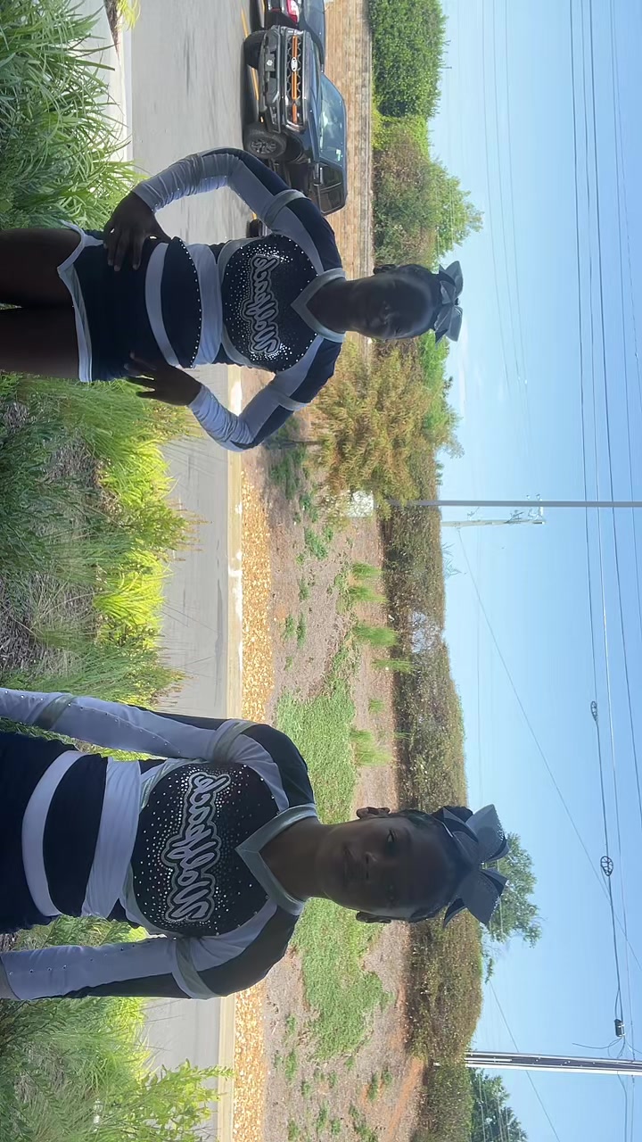 @Ariii!!🫰🏽😽