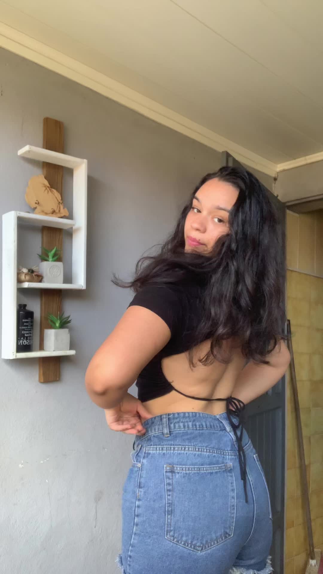 @Lala