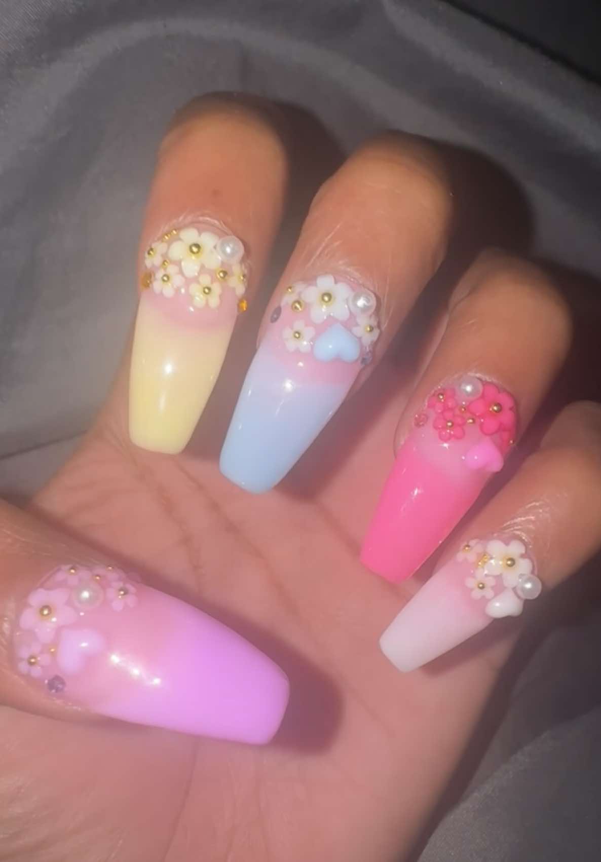 @CandyCane 🍭