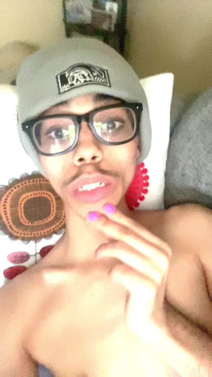 @iwantmyheartback