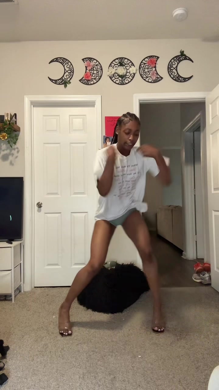 @theofficialjahahn