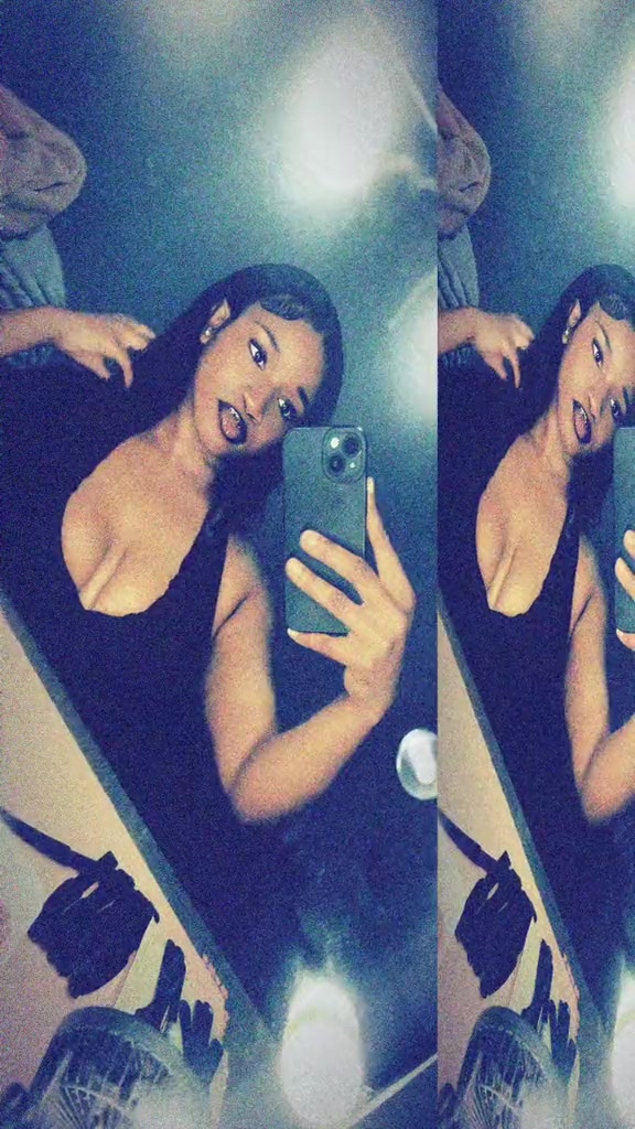 @￶