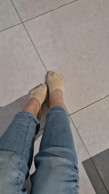 @Lovesocks