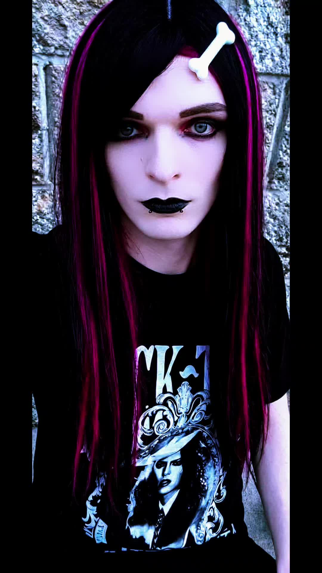 @DanielletheDead