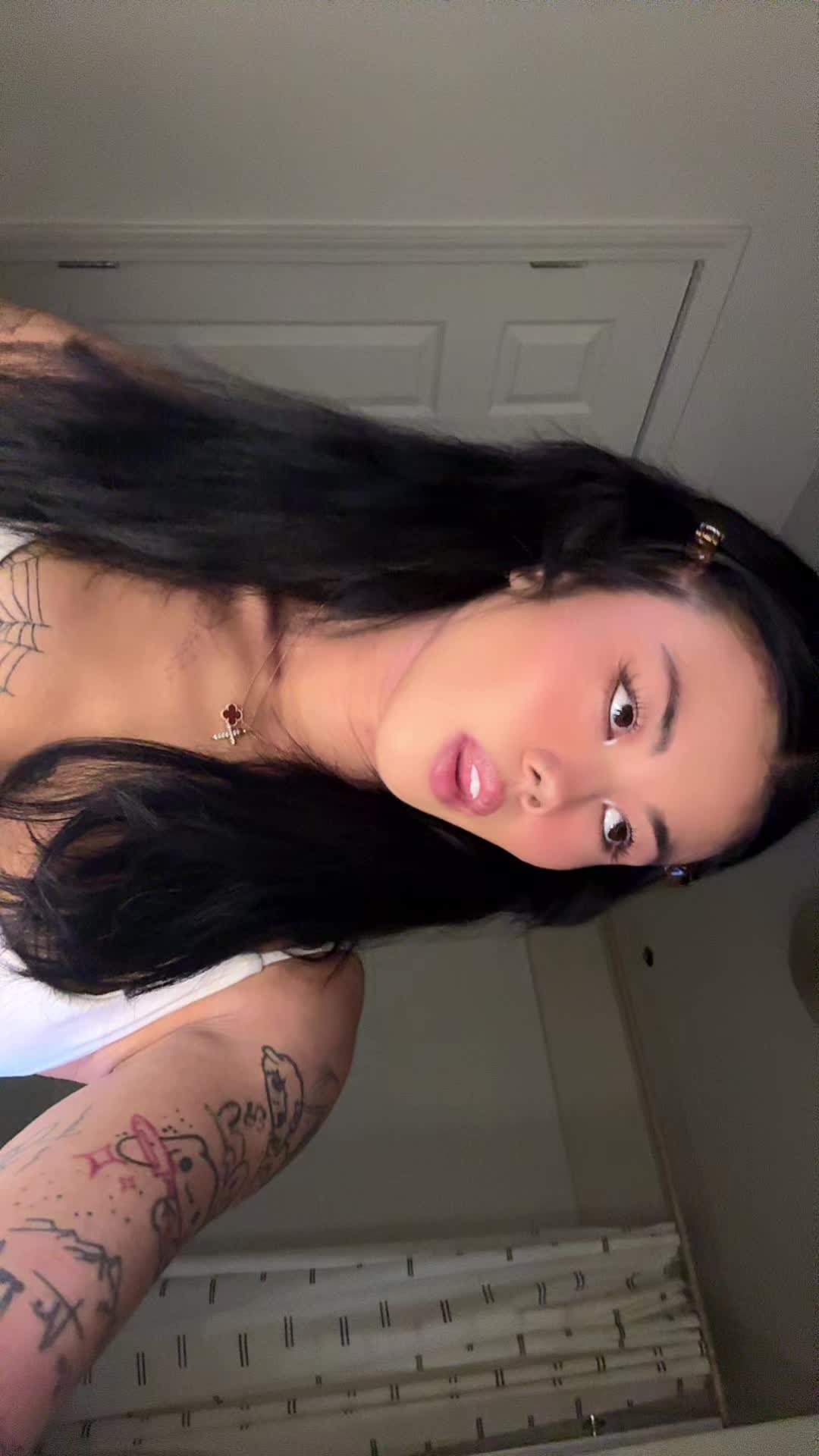 @Em