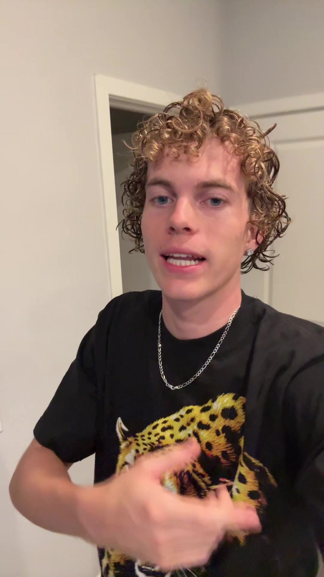 @yvd 😼