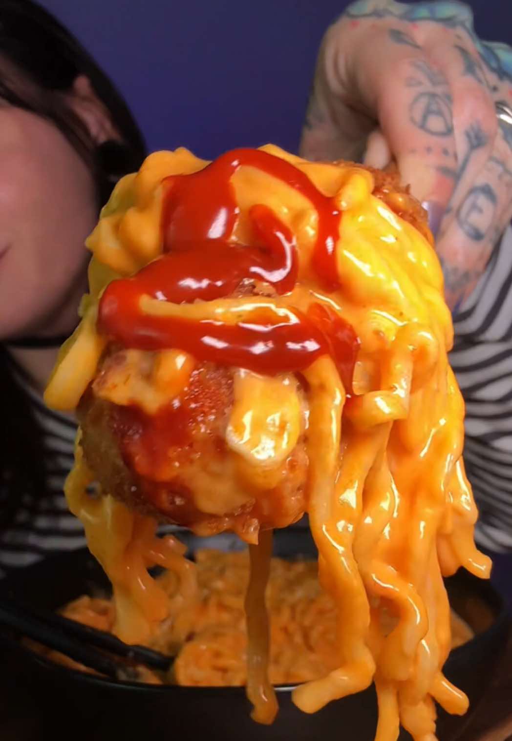 @ItsHungryAmber