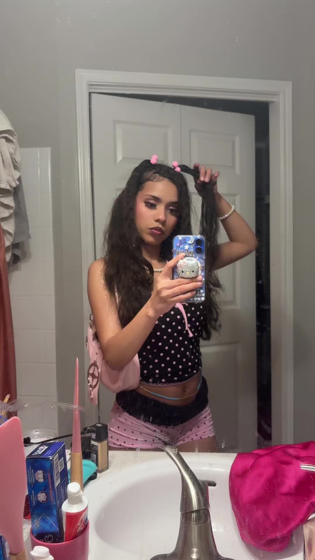 @Dani🌺