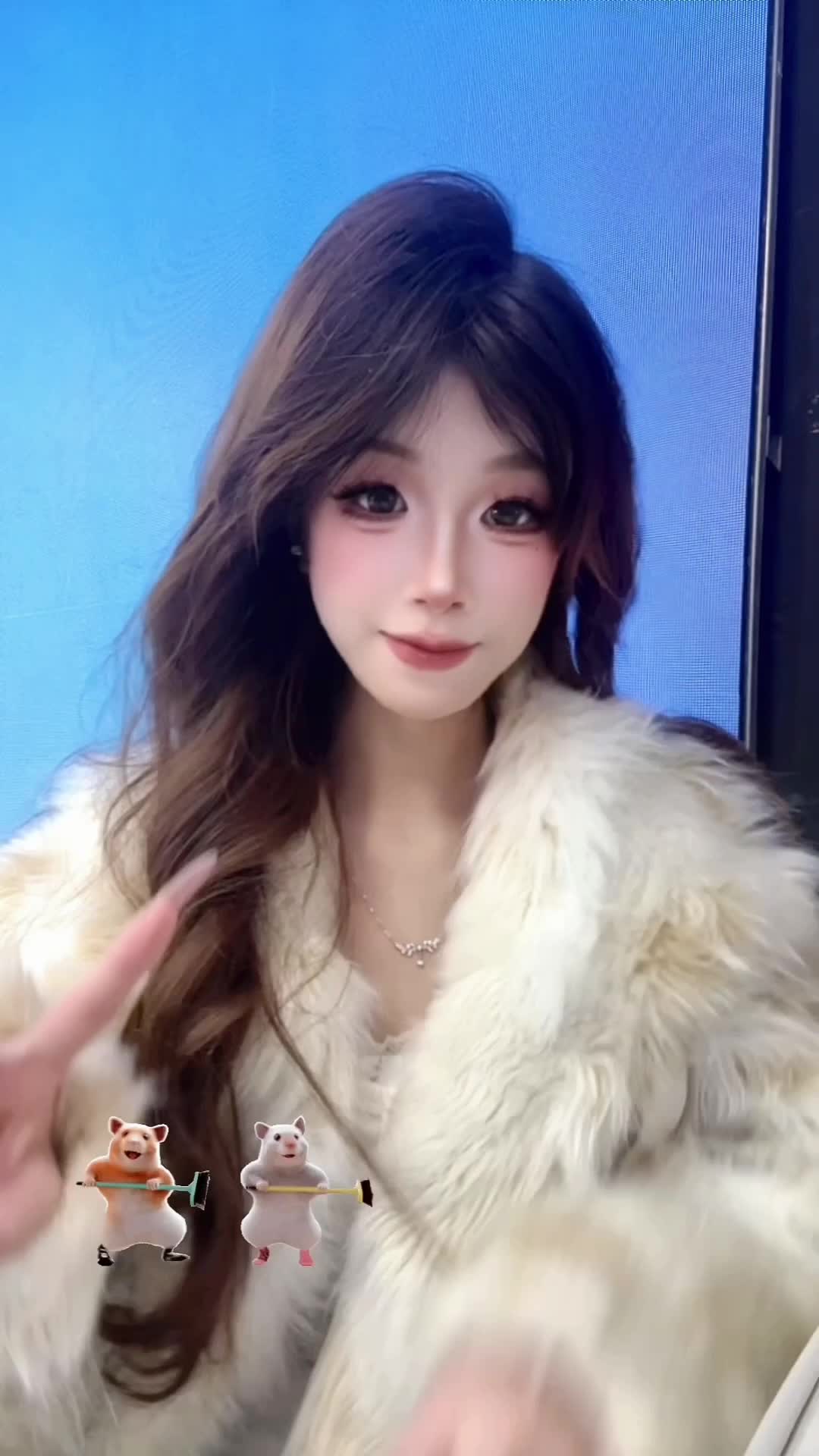@DollzClub