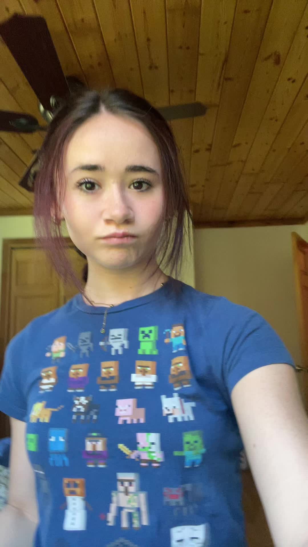 @<3