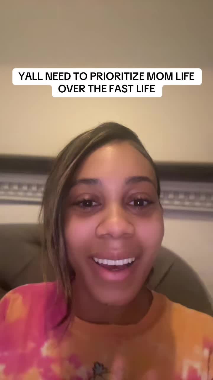 @BEAUTIFULL📸💕| SAHM | THIRI🍼