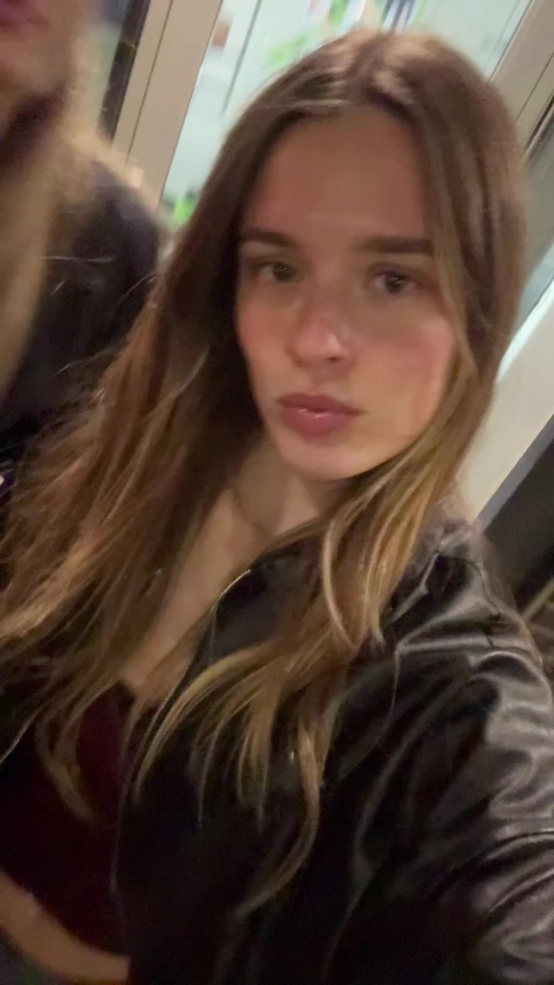 @anna
