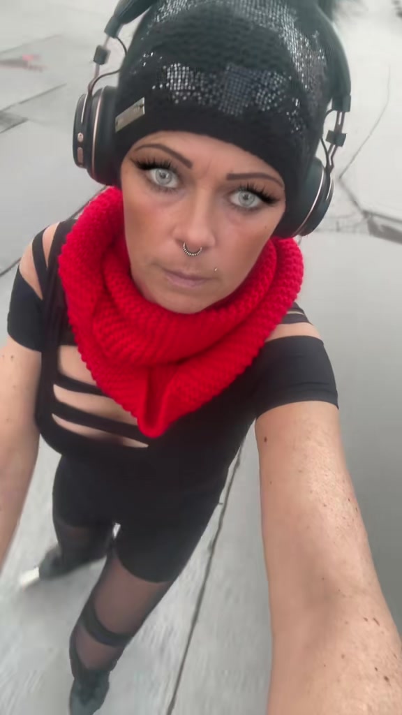 @Geht dich nix an