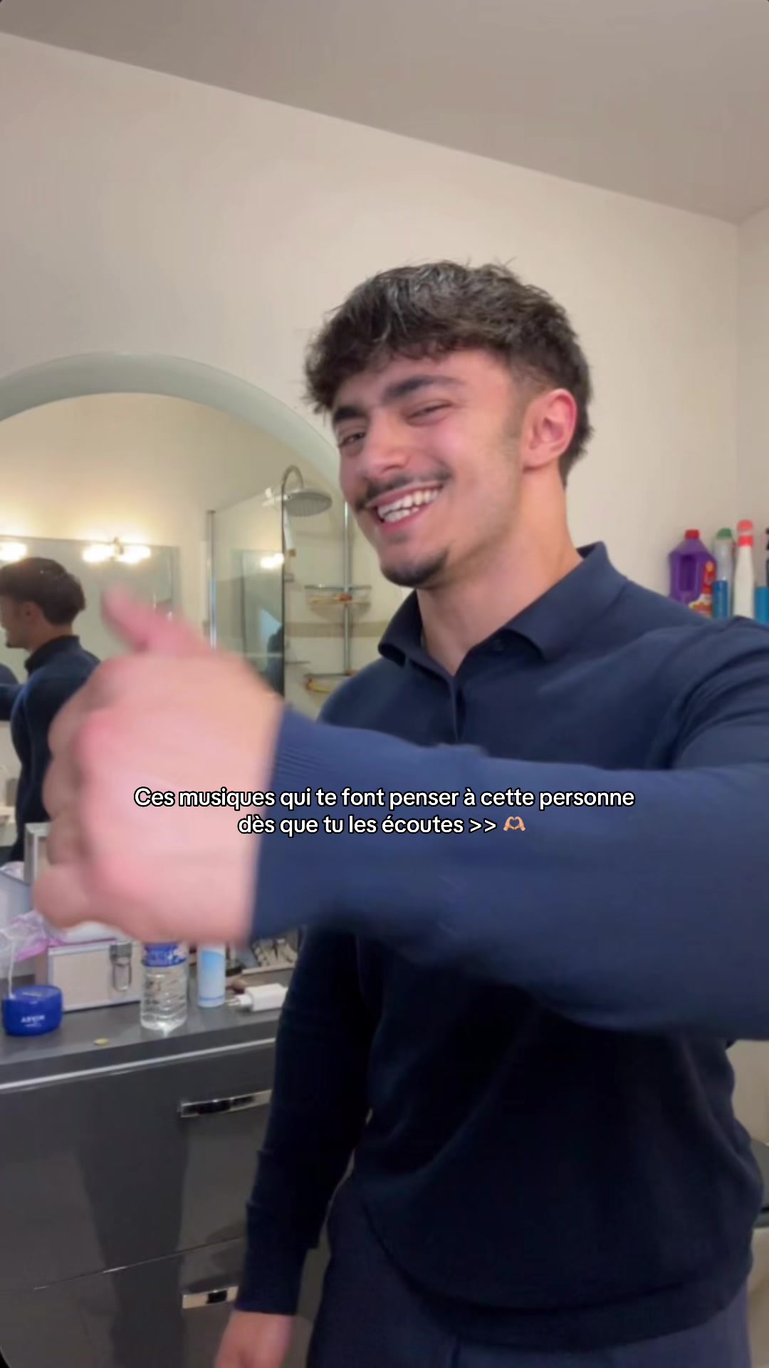 @HakimoRoberto 🇷🇪🇪🇸